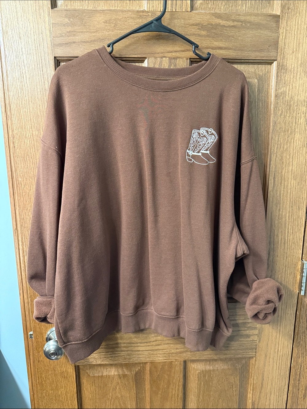 Brown Graphic Crewneck Sweatshirt with White Boot Design